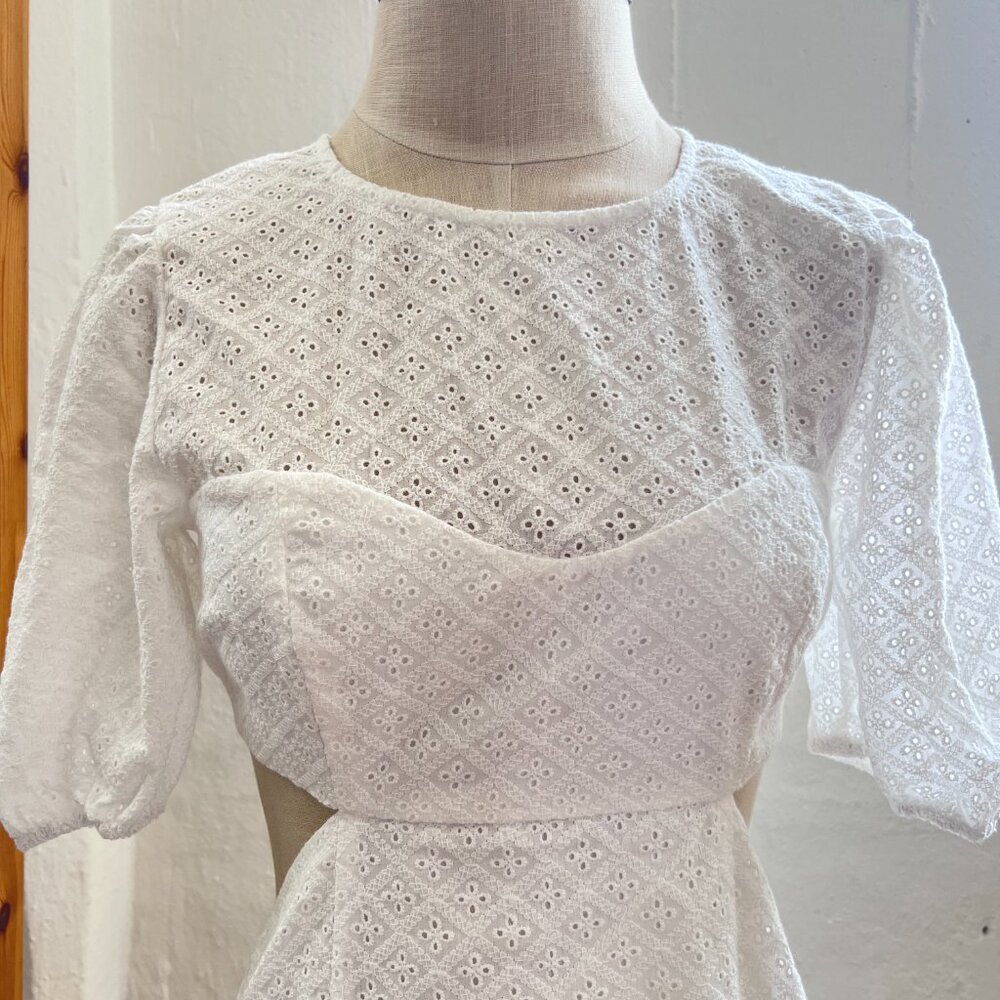 "Hello Molly"open back dress - Size M